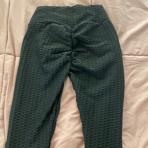 Butt scrunch leggings - Picture 2 of 2